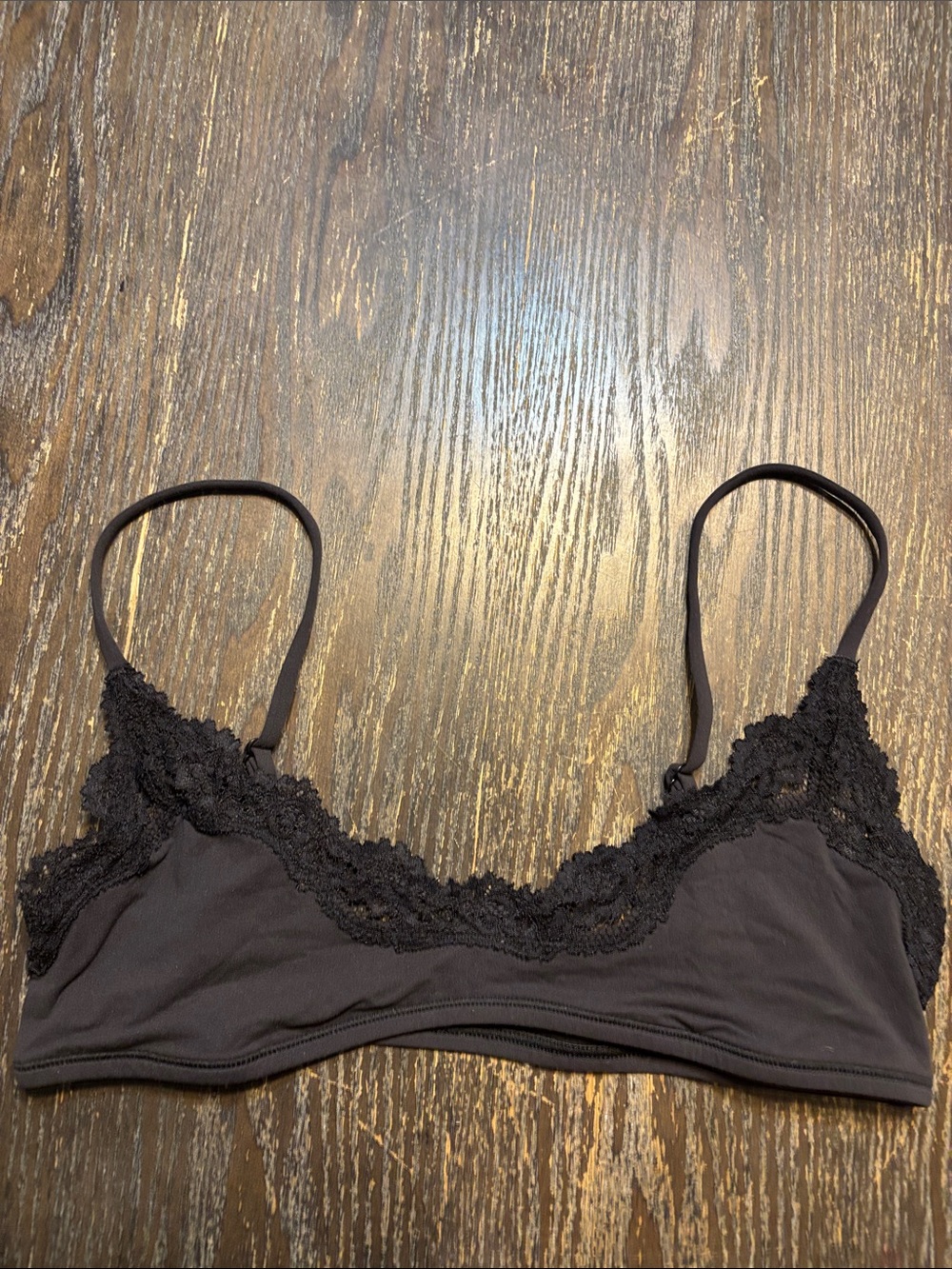 SKIMS Black Lace-Trim scoop medium NWOT Bralette